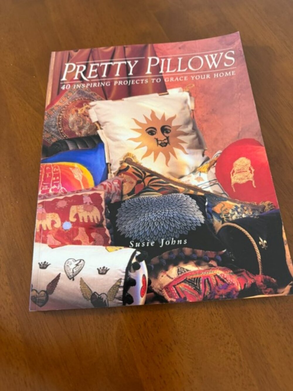 Vintage 1997 Pretty Pillows Craft Sewing Book DIY Décor